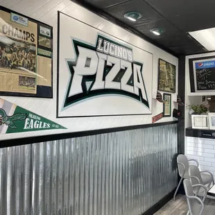 interior, pizza