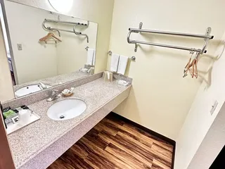 Regency Inn