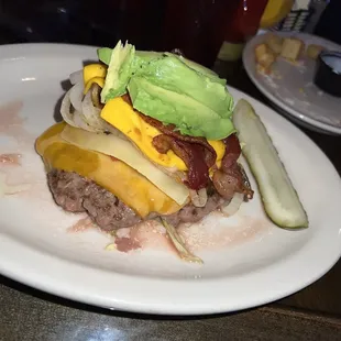 Monster burger - no bun