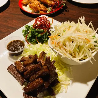 Beef Jerky, Papaya Salad and Sticky Rice Entree