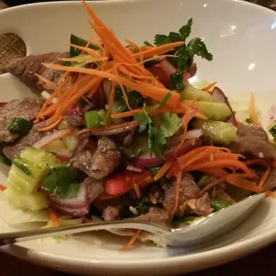 Yum Nuea (beef salad)