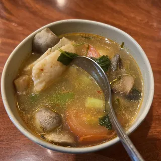 Large Seafood Tom Yum
