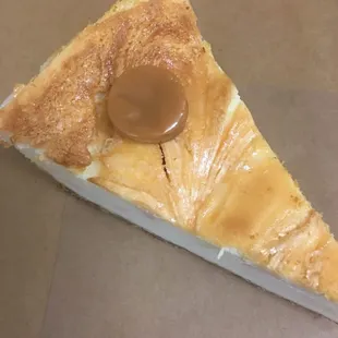 Caramel Caramel Caramel delicious smooth Caramell cheesecake.