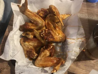 Monday's Union Restaurant