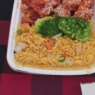 Seseme chicken with oriental rice.