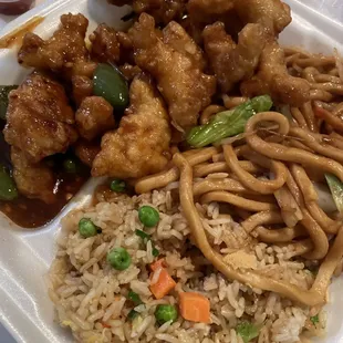 Garlic chicken with fried rice and chow mein