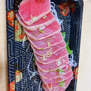 Tuna tataki