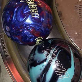 Our balls shortly before being put into action! (Green is an old ball, the Boost and Turbo/R are the balls we got.)