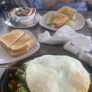 Tuna Sandwich