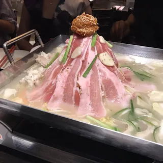 MANEKINEKO MOTSU 2 ORDERS