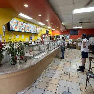 sushi and sashimi, interior