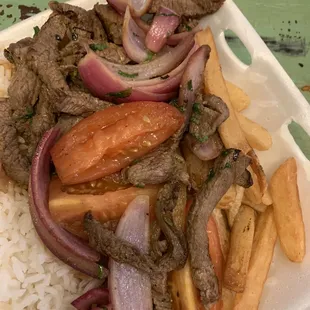 Lomo Saltado