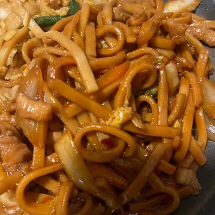 LM4 Chicken Lo Mein