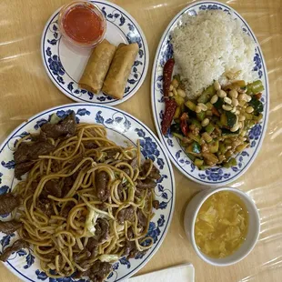 Chicken Lo Mein