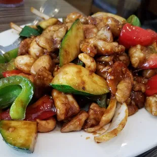 Cashew Chicken