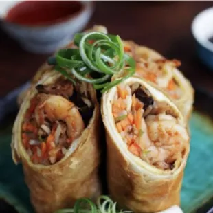 Shrimp &amp; chicken eggroll