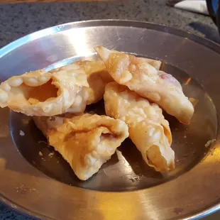 Deep-fried wontons