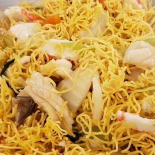 House seafood crispy noodles