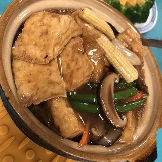 Chicken Tofu Clay Pot