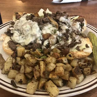 Philly cheesesteak sandwich (no tomato)