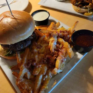 Brutus Burger (sauce on side, no cheese) and loaded fries (no jalapeno)
