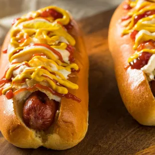 Get Your Late Night Hot Dog Fix 7 Days a Week at Lucky Dogs - Conveniently Located at Caesars New Orleans Hotel &amp; Casino