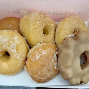 Friendly service while picking out my 1/2 dozen (6) fresh-tasting donuts on a late Sunday morning with the fam