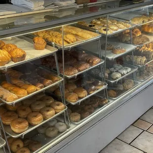 Must stop in Laurel. Never disappoints!