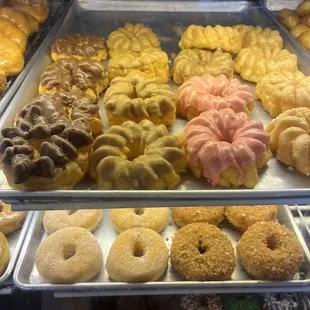 Filled maple bar please...