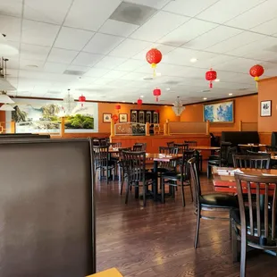 Dining Room, Mid-Day.  AC Works, But No Music And Kind Of Dreary.