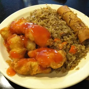 Sweet and sour Chicken combo plate.