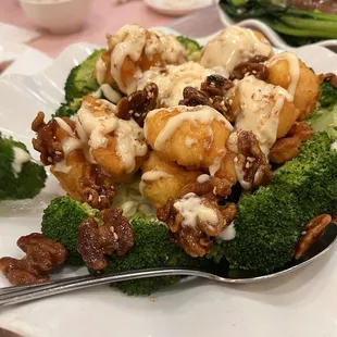 a plate of broccoli and cauliflower