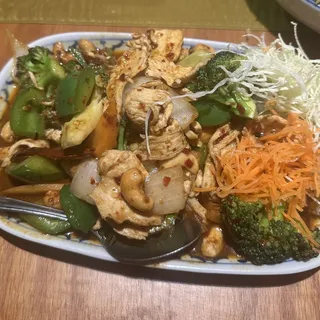 2. Chicken Cashew Nuts