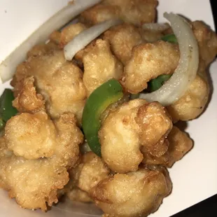 SALT &amp; PEPPER CHICKEN | Table/Menu Item | Customer: "If it's not filled to the brim, I don't want it!!"