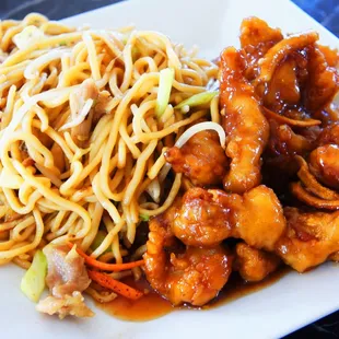 food, ramen and noodles