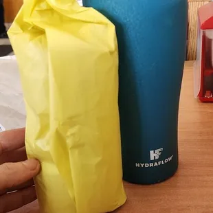 Size comparison with my 30oz Hydraflow