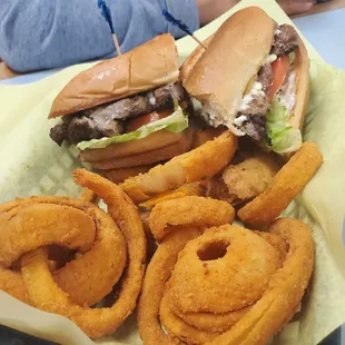 Steak sandwich plate