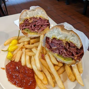 Pastrami sandwich combo