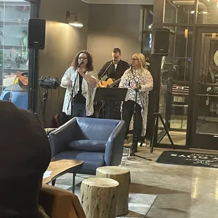 Live band on Saturday night