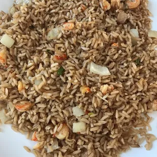 Lobster fried rice. It's only rice, onions and "lobster" (I'm pretty sure it's shrimp). No egg or other vegetables