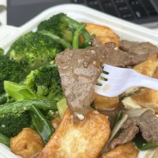 Tofu beef w/ mixed vegetables