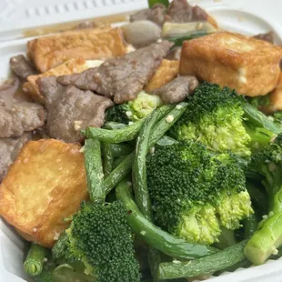 Tofu beef w/ mixed vegetables