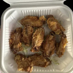 4. Fried Chicken Wings (8)