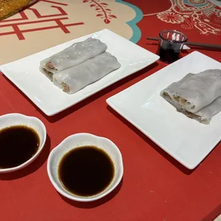 53. Steamed Rice Roll with Beef