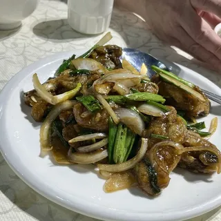 260. Oyster with Ginger & Scallion