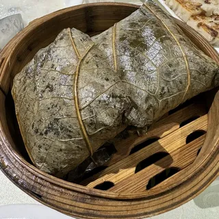 07. Sticky Rice in Lotus Leaf