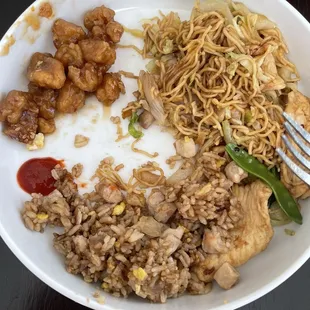 Sesame chicken, fried rice and chicken loMein YUM!!!