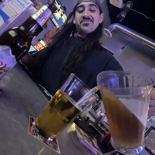 I love coming here the atmosphere and servers are welcoming. Recommend. I appreciate the Bartender Zack.