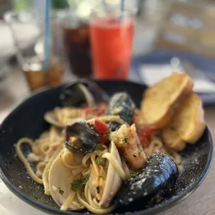 Lucky Lobster Linguini