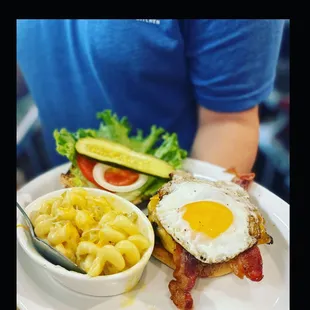 Hard Eight Burger
